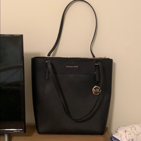 NWOT Michael Kors Tote - Picture 2 of 5
